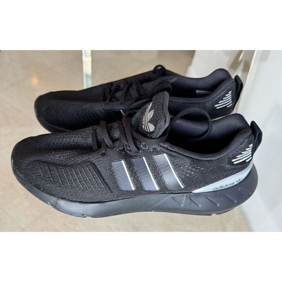 Mens-9 Adidas Swift Run 22 Sneakers GZ4974 - Picture 3 of 7